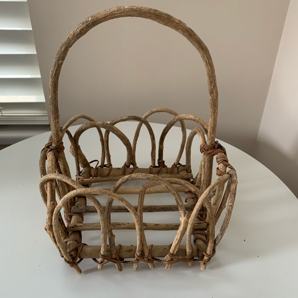 Primitive Loosely Woven Rustic Basket with Handle